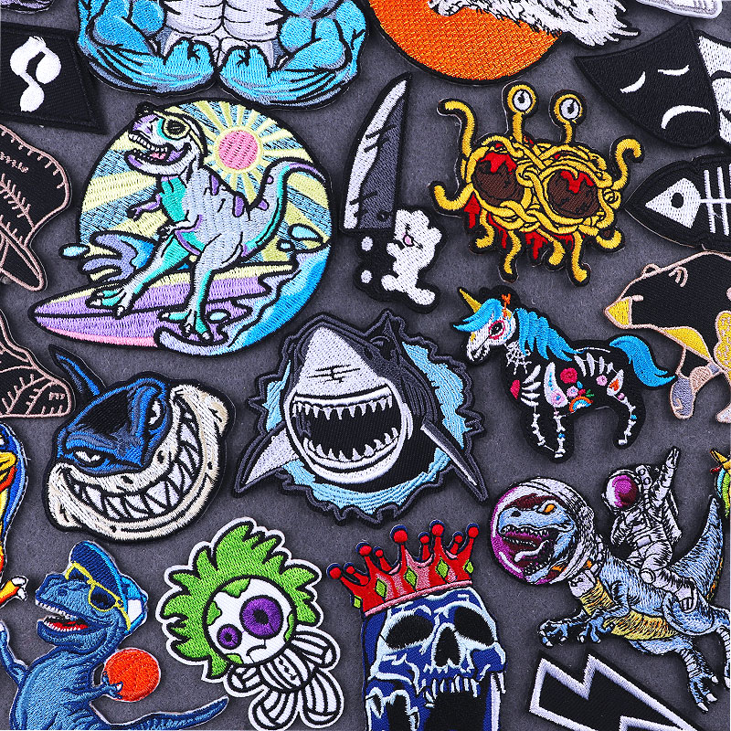 Streetwear Brand Stickers - パンク動物サメ DIY 可融性衣料用パッチアイアンで刺繍パッチ服恐竜クマステッカージャケットバッジ