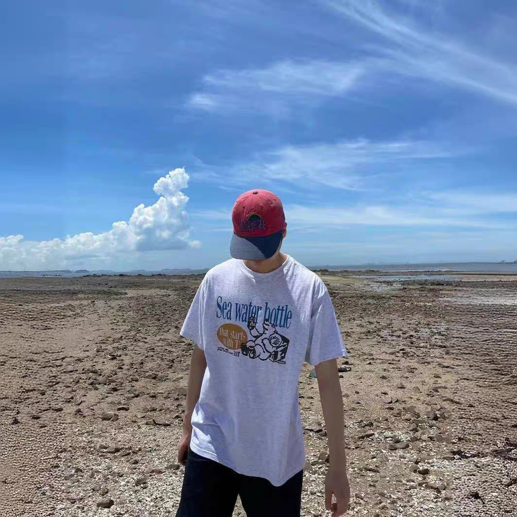 夏新作ルーズシロクマプリント Tシャツユニセックスカジュアル - Streetwear Brand Label のレビューと価格