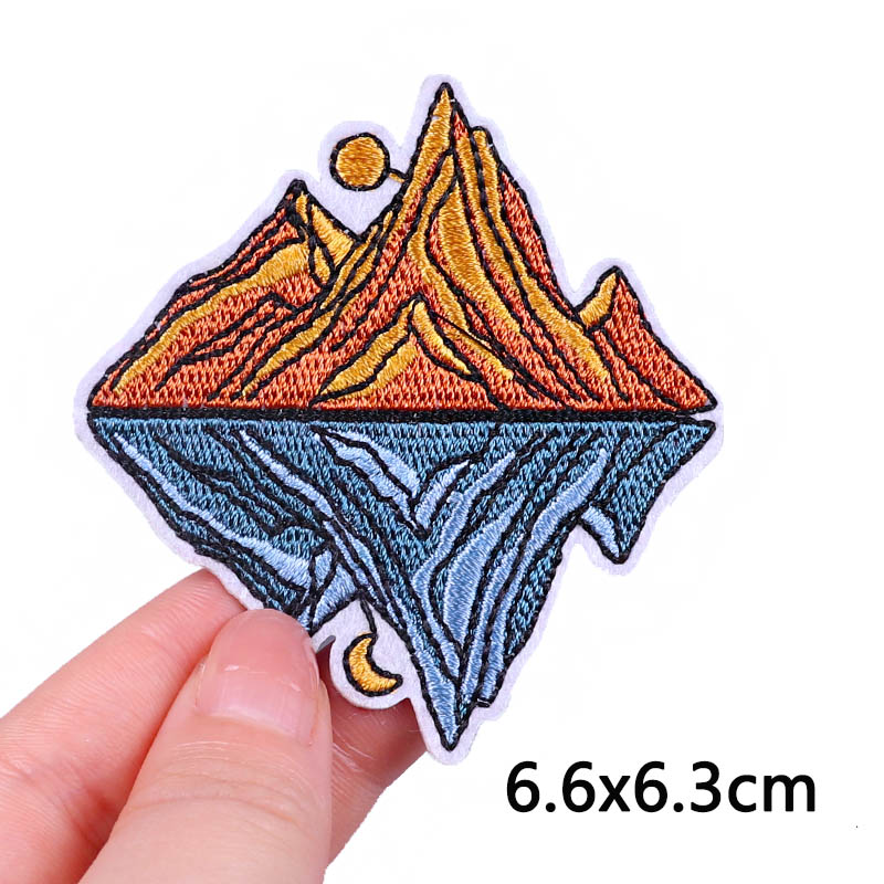 屋外アイアンで衣類用パッチキャンプ刺繍衣料用パッチ熱接着パッ - Streetwear Brand Stickers のレビューと価格